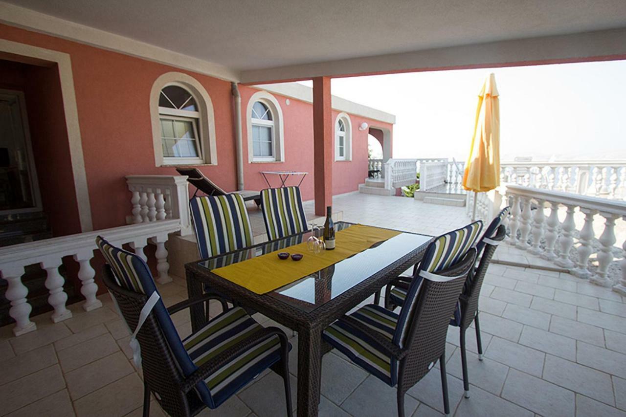Villa Lilly Cesarica Exterior foto